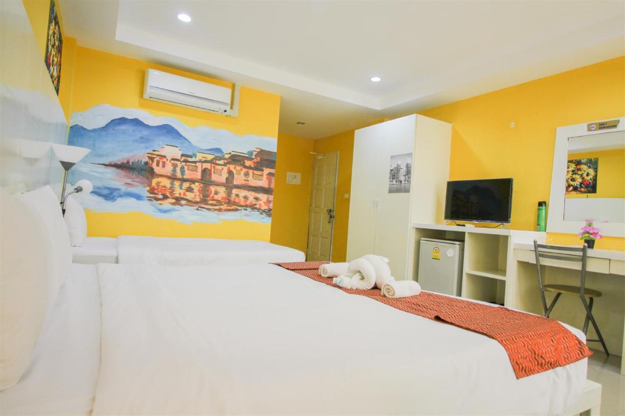 Guan Chao Yin Hotel Patong Bagian luar foto